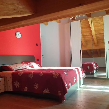 Casa Vacanza Lo Nano Фенис Экстерьер фото