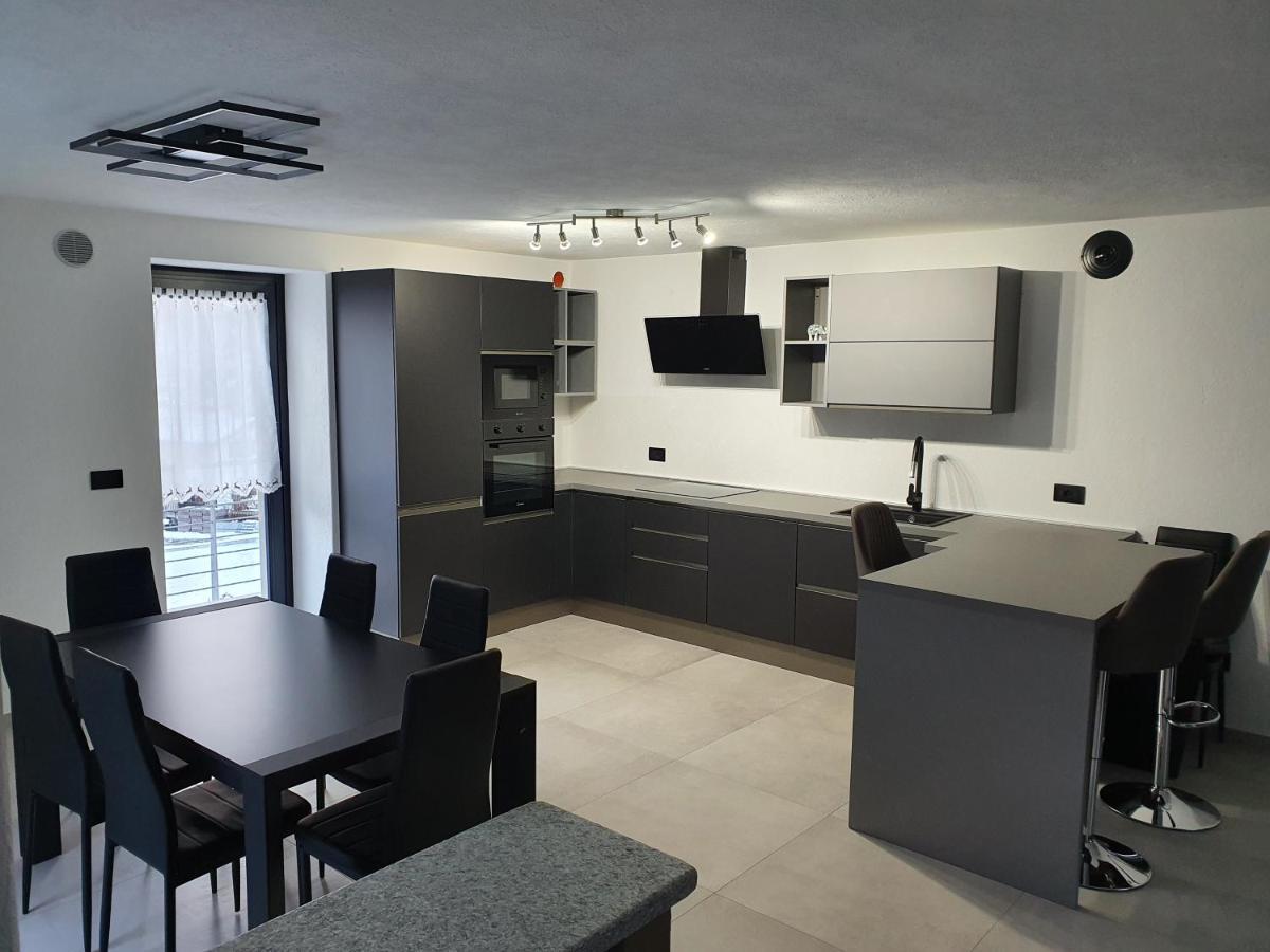 Casa Vacanza Lo Nano Фенис Экстерьер фото